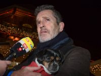 2017 - Voradventtfeier mit Prominenten. auf Gut Aiderbichl in Henndorf bei Salzburg : Voradventfeier, Adventfeier, Prominente, Gut Aiderbichl, Tierhof, Tierheim, Gnadenhof, Tierasyl, Rupert, James, Hector, Everett, Schauspieler, britisch, Sänger, Saenger, Interview