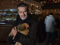 2017 - Voradventtfeier mit Prominenten. auf Gut Aiderbichl in Henndorf bei Salzburg : Voradventfeier, Adventfeier, Prominente, Gut Aiderbichl, Tierhof, Tierheim, Gnadenhof, Tierasyl, Schauspieler, Sänger, Saenger, Rupert, James, Hector, Everett, Hund