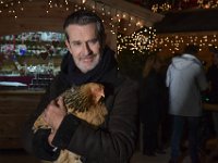 2017 - Voradventtfeier mit Prominenten. auf Gut Aiderbichl in Henndorf bei Salzburg : Voradventfeier, Adventfeier, Prominente, Gut Aiderbichl, Tierhof, Tierheim, Gnadenhof, Tierasyl, Schauspieler, Sänger, Saenger, Rupert, James, Hector, Everett, Hund