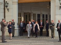 2017 -  : Besuch, Prinz, Charles, England, Battenberg, Mountbatten, Haus Hessen, Sachsen-Coburg und Gotha. Windsor, His Royal Highness, königliche Hoheit, koenigliche Hoheit, verlassen, Fußmarsch, Platz, Bellariator, Hofburg, Begleitung, GArdesoldaten, wachsoldaten, Geweht, rotes Barett, Offizier