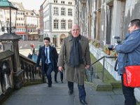 2018 - Empfang des Aachener Karnevalvereins beim Oberbürgermeister von Aachen, Marcel Philipp, im Aachener Rathaus  : Empfang, AKV, Aachener Karnevalsverein, Rathaus, Aachener Rathaus, Karneval, Bundespolitiker, Die Linken Gregor, Florian, Gysi, eintreffen, Rathausstiege, Fotograf, Peter, Wery, MArktplatz