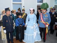 2017 - Traditions-Kaiserzug von Attnang-Puchheim nach Bad Ischl : Kaiserzug, Tradition, historisch, Touristenattraktion, Salzkammergut, Fremdenverkehrsattraktion, Eisenbahn, Spektakel, Leiter, Karl, Reiter, Reitter, Kaiserinnendarstellerin, Sisidarstellerin, Sabine, Rossegger, Kaserdarsteller, Gerard, Fritz, Orden, Federhelm, Schärpe, Schaerpe