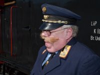 2017 - Traditions-Kaiserzug von Attnang-Puchheim nach Bad Ischl : Kaiserzug, Tradition, historisch, Touristenattraktion, Salzkammergut, Fremdenverkehrsattraktion, Eisenbahn, Spektakel, Bahnbeamter, Profil