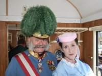 2017 - Traditions-Kaiserzug von Attnang-Puchheim nach Bad Ischl : Kaiserzug, Tradition, historisch, Touristenattraktion, Salzkammergut, Fremdenverkehrsattraktion, Eisenbahn, Spektakel, Kaiserpaar, Franz Josef I, Sisi, Sissy, Gerard, Fritz, Federhelm, Schärpe, Schaerpe, Orden