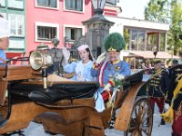 2017 - Traditions-Kaiserzug von Attnang-Puchheim nach Bad Ischl : Kaiserzug, Tradition, historisch, Touristenattraktion, Salzkammergut, Fremdenverkehrsattraktion, Eisenbahn, Spektakel, Fahrt, kaiserliches Paar, Pferdekutsche, Kaiserpaar, kaiserliches Paar, Kaiserdarsteller, Gerard, Fritz, Franz Josef I, Kaiserinnendartellerin, Sisidarstellerin, Sabine, Rossegger, Kutscherin, Ordonanzoffizier, Michael