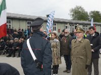 2019 - Feierlichkeiten zur 74. Wiederkehr der Befreiung des Konzentrationslagers Mauthausen, durch amerikanische Truppen  Feierlichkeiten zur 74. Wiederkehr der Befreiung des Konzentrationslagers Mauthausen, durch amerikanische Truppen. Dieses Bild zeigt eine militärische Eherenbezeigung vor dem Ehrenmal im Lager : #1B#, 74. Befreiungsfeier, 74. Gedenkfeier, Befreiungsfeier, Gedenkfeier, Geschichte, KZ, Konzentrationslager, Mauthausen, Offiziere, Soldaten, Uniformen, historisch, italienisch, militaerische Ehrenbezeigung, militärische Ehrenbezeigung