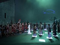 2019 - Fotoprobe zu den Passionsspielen Erl 2019.  Fotoprobe zu den Passionsspielen Erl 2019. Im kleinen Ort Erl, im Herzen des österreichischen Tirols, werden seit seit mehr als 400 Jahren alle sechs Jahre Passionsspiele aufgeführt. Vom 26. Mai bis 5. Oktober 2019 beteiligen sich rund 500 Laiendarsteller der 1450 Einwohner der Gemeinde Erl aktiv und unentgeltlich am Passionsspiel. Dieses Bild zeigt das Verhör des Jesus durch die Pharisäer und durch die römsichen Besatzer, angeführt von Pontius Pilatus, gespielt von Helmut Kitzbichler : Passionsspiele Erl 2019, Passionsspielhaus, Erl, Tradition, religiös, religioes, Überlieferung, Ueberlieferung, Tirol, Verhör, Verhoer, Befragung, Pharisäer, Pharisaeer, Pontius, Pilatus, Herbert, Kitbichler, Jesus, Florian, Harlander, Besatzer, Römer, Roemer, Soldaten
