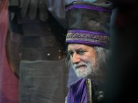2019 - Fotoprobe zu den Passionsspielen Erl 2019.  Fotoprobe zu den Passionsspielen Erl 2019. Im kleinen Ort Erl, im Herzen des österreichischen Tirols, werden seit seit mehr als 400 Jahren alle sechs Jahre Passionsspiele aufgeführt. Vom 26. Mai bis 5. Oktober 2019 beteiligen sich rund 500 Laiendarsteller der 1450 Einwohner der Gemeinde Erl aktiv und unentgeltlich am Passionsspiel. Dieses Bild zeigt ein Profil des Herodes Antipas, dargestellt von Wolfgang Kneringer : Passionsspiele Erl 2019, Passionsspielhaus, Erl, Tradition, religiös, religioes, Überlieferung, Ueberlieferung, Tirol, Herodes Antipas, Wolfgang, Kneringer, Profil, Kostüm, Kostuem